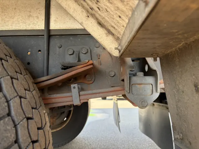 いすゞ フォワード 2PG-FRR90S2(2WD)の写真24