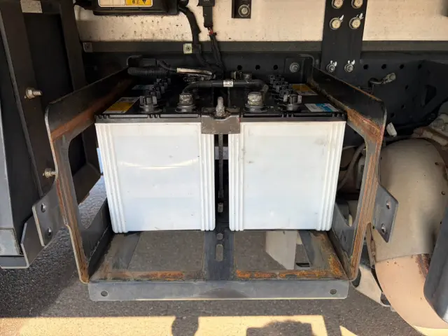 いすゞ フォワード 2PG-FRR90S2(2WD)の写真29