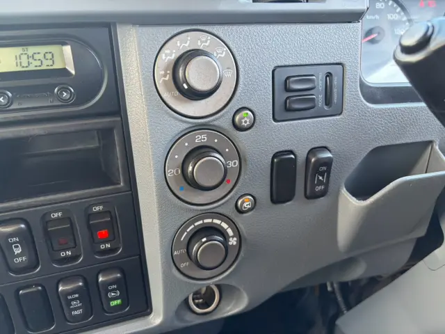 三菱 ファイター TKG-FK74F(2WD)の写真43