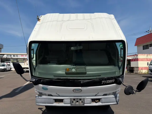 マツダ タイタン KK-WH69H(2WD)の写真3