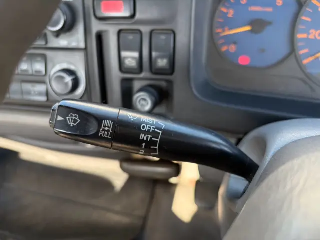 マツダ タイタン KK-WH69H(2WD)の写真45