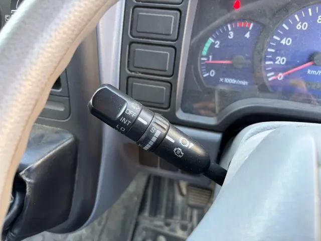三菱 キャンター PDG-FE83DN(2WD)の写真46