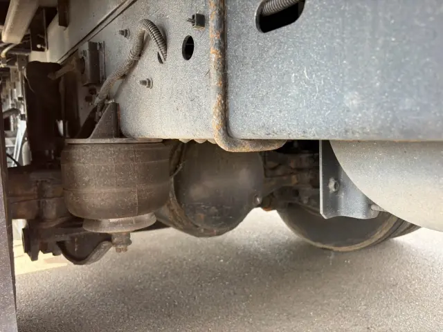いすゞ フォワード TKG-FRR90T2(2WD)の写真25