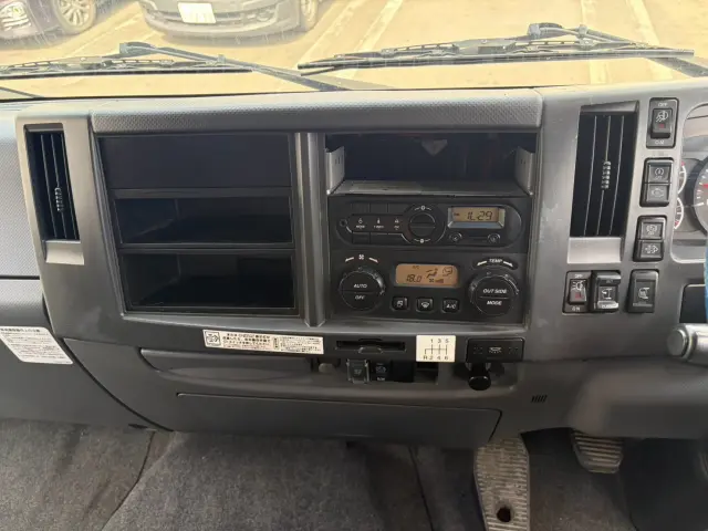 いすゞ フォワード TKG-FRR90T2(2WD)の写真44