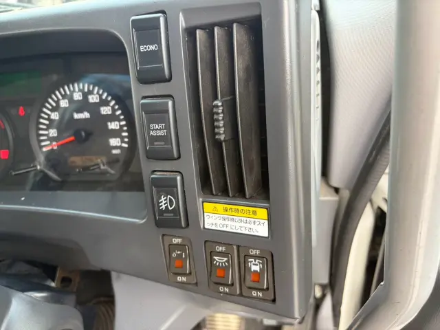 いすゞ フォワード TKG-FRR90T2(2WD)の写真47