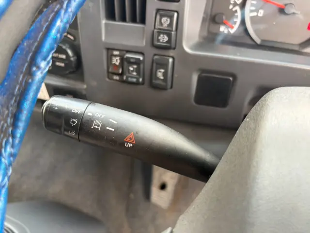 いすゞ フォワード TKG-FRR90T2(2WD)の写真48