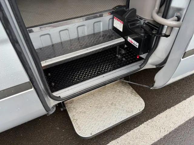 トヨタ コースター SKG-XZB50(2WD)の写真7