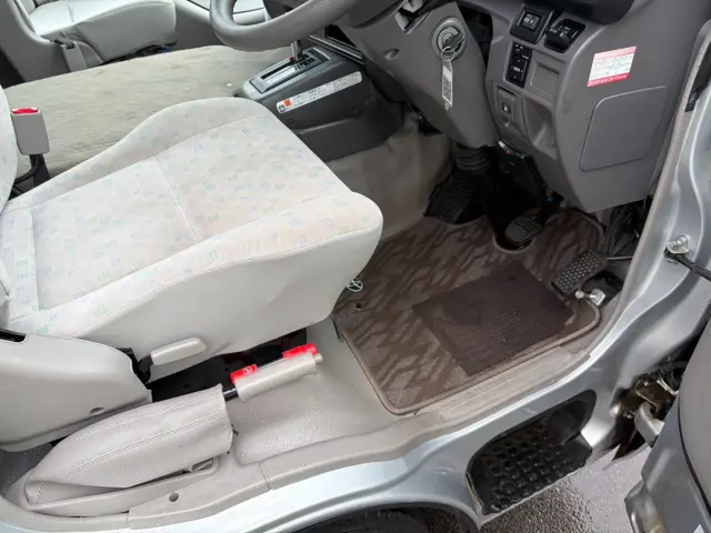 トヨタ コースター SKG-XZB50(2WD)の写真28