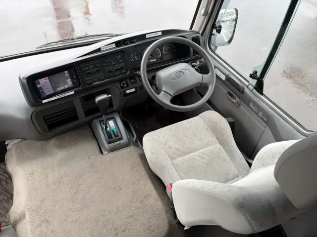 トヨタ コースター SKG-XZB50(2WD)の写真30