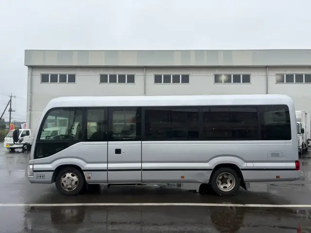 トヨタ コースター SDG-XZB70(2WD)の写真4