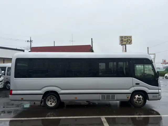 トヨタ コースター SDG-XZB70(2WD)の写真8