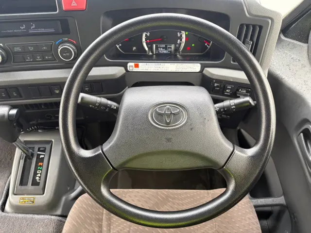 トヨタ コースター SDG-XZB70(2WD)の写真19