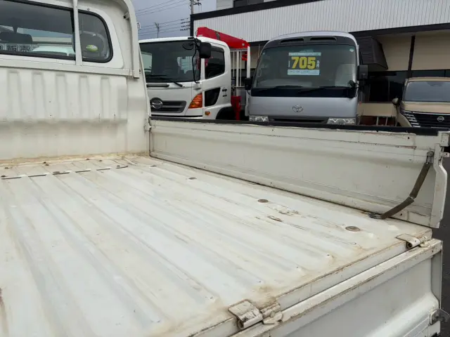 ダイハツ ハイゼットトラック EDB-S211Pの写真12