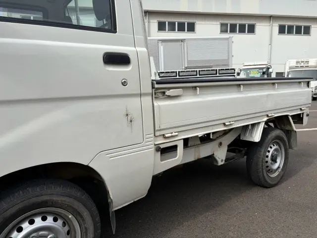ダイハツ ハイゼットトラック EDB-S211Pの写真14