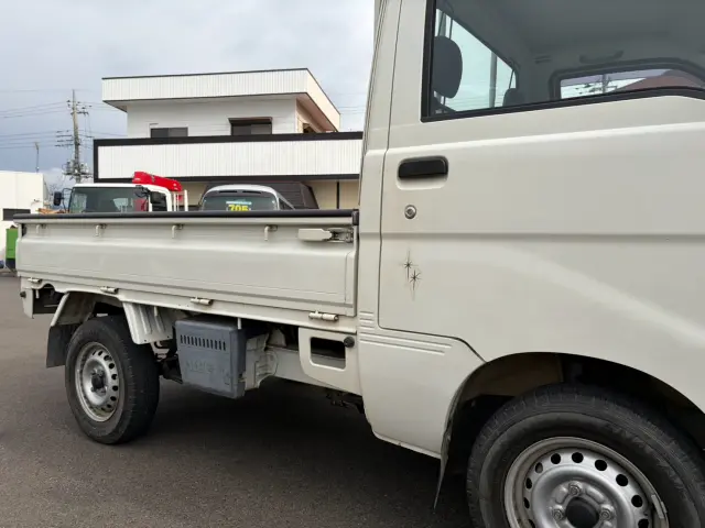 ダイハツ ハイゼットトラック EDB-S211Pの写真18