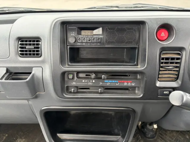 ダイハツ ハイゼットトラック EDB-S211Pの写真37
