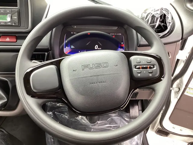 三菱 デリカ 2RG-FBA20(2WD)の写真6