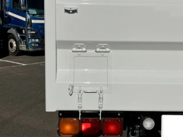 三菱 ファイター 2KG-FK62FZの写真11