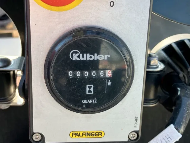 アワーメーターです。|三菱 ファイター 2KG-FK62FZの写真17