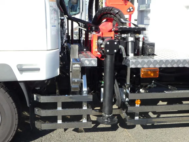 三菱 ファイター 2KG-FK62FZの写真17