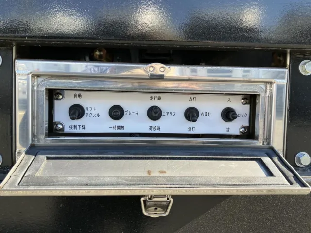 操作スイッチ類です。|花見台  HST250Eの写真28