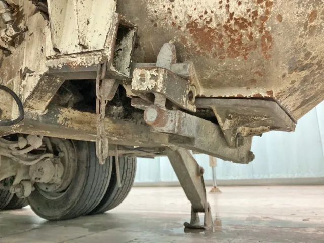 ホッパー底部の状態です。|三菱 スーパーグレート BDG-FV50JY改の写真22