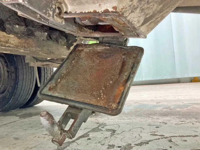 蓋を開いた状態です。|三菱 スーパーグレート BDG-FV50JY改の写真23