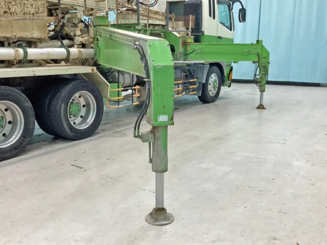 アウトリガーを張り出した状態です。(運転席側後方)|三菱 スーパーグレート BDG-FV50JY改の写真31