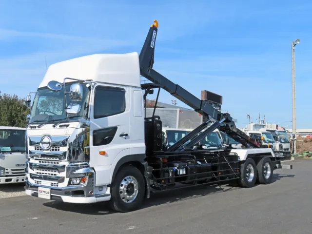 日野 プロフィア 2DG-FS1AHEの写真1