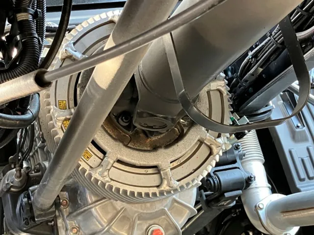 電磁リターダー付きです。|日野 プロフィア 2DG-FS1AHEの写真22