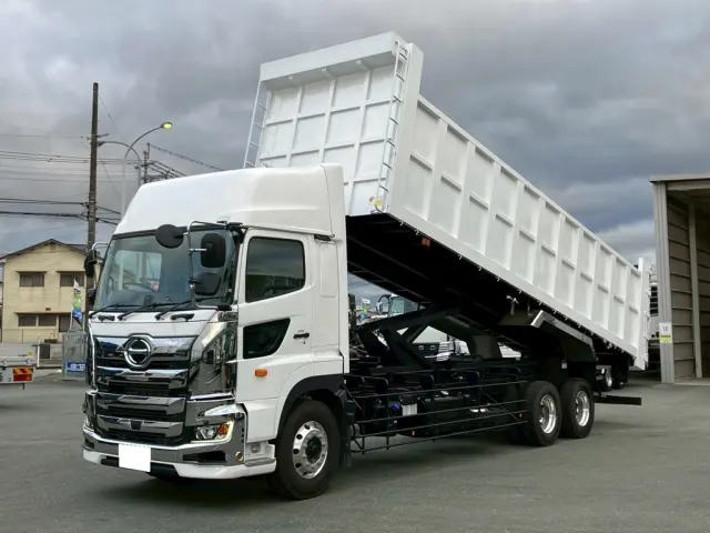 日野 プロフィア 2DG-FS1AHE(6x4)の写真1
