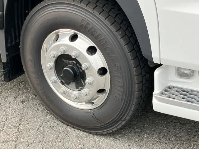 アルミホイールです。|日野 プロフィア 2DG-FS1AJE(6x4)の写真14