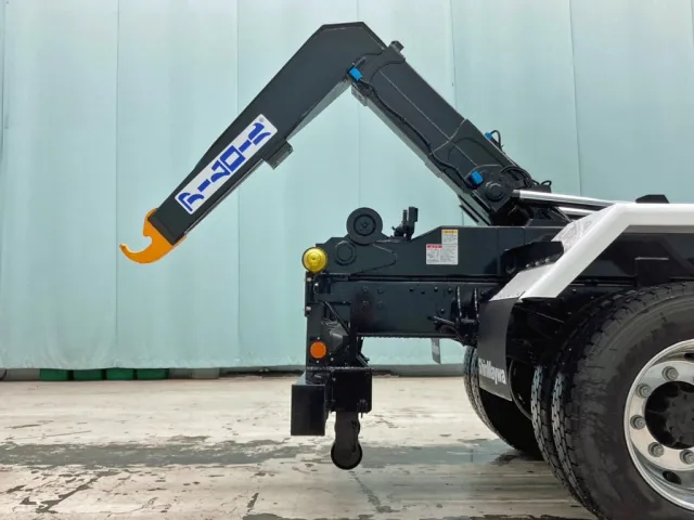 ジャッキは手動式です。|日野 レンジャー 2KG-FJ2ACAの写真12