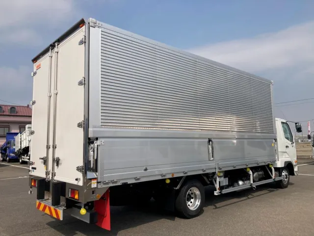 三菱 ファイター 2KG-FK65F(2WD)の写真4