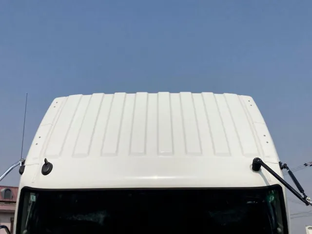 キャブルーフの状態です。|三菱 ファイター 2KG-FK65F(2WD)の写真31