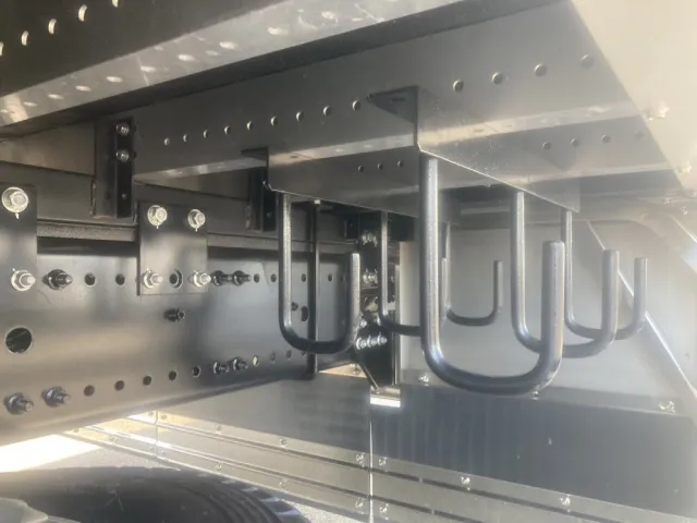 シャーシとネタの状態です。|日野 プロフィア 2KG-FW1AHCの写真8