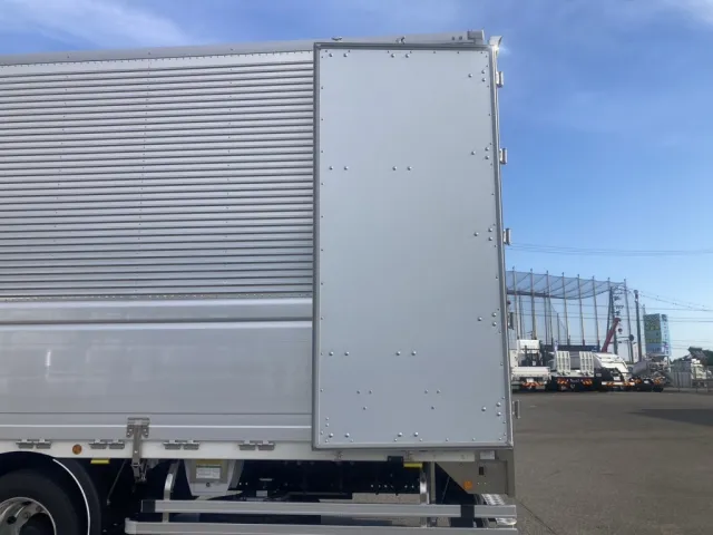 観音ドア裏の状態です。|日野 プロフィア 2KG-FW1AHCの写真22