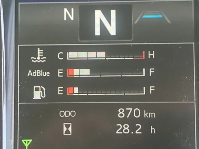 走行メーターです。|日野 プロフィア 2KG-FW1AHCの写真31