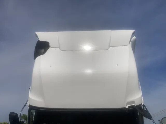 キャブルーフの状態です。|日野 プロフィア 2KG-FW1AHCの写真32