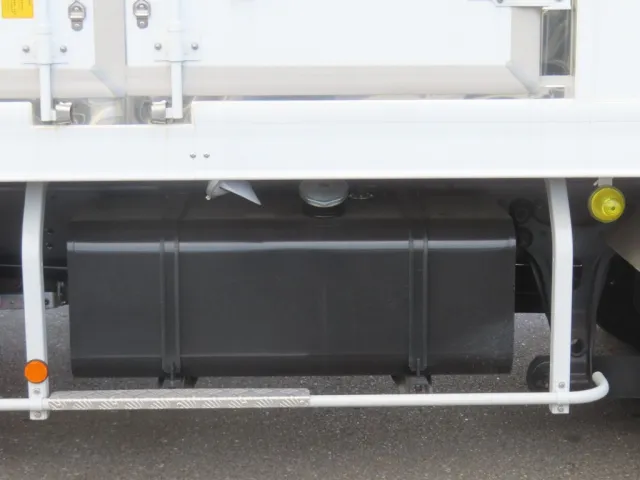 燃料タンクは200Lです。|日野 レンジャー 2KG-FD2ABG(2WD)の写真16