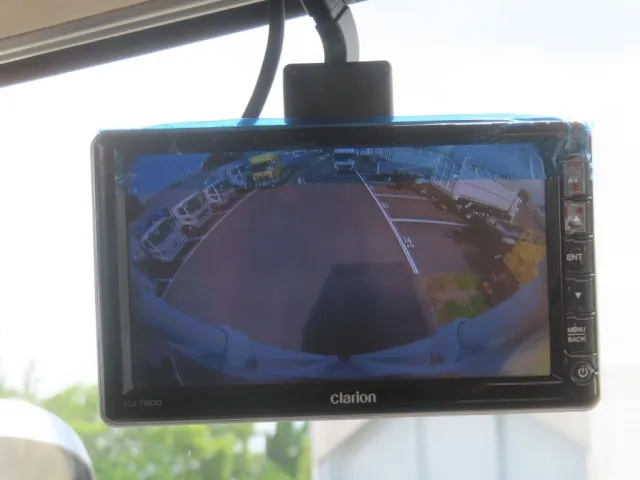 液晶バックモニター付きです。|日野 レンジャー 2KG-FD2ABG(2WD)の写真20