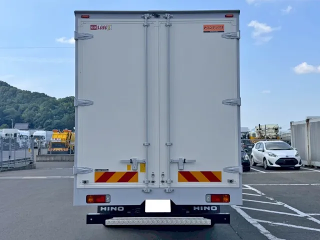 リヤ周りの状態です。|日野 デュトロ 2KG-XZU712M(2WD)の写真8