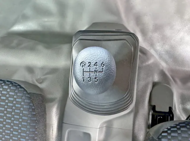 日野 デュトロ 2KG-XZU712M(2WD)の写真17