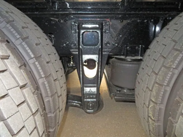 エアサスです。|三菱 スーパーグレート 2PG-FS84VZの写真5