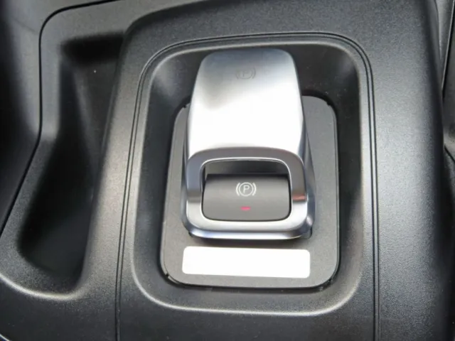 サイドブレーキです。|三菱 スーパーグレート 2PG-FS84VZの写真22