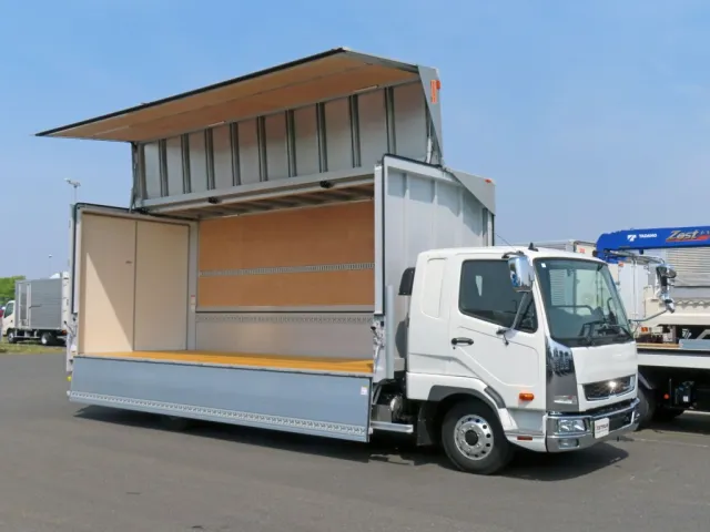 三菱 ファイター 2KG-FK65F(2WD)の写真2