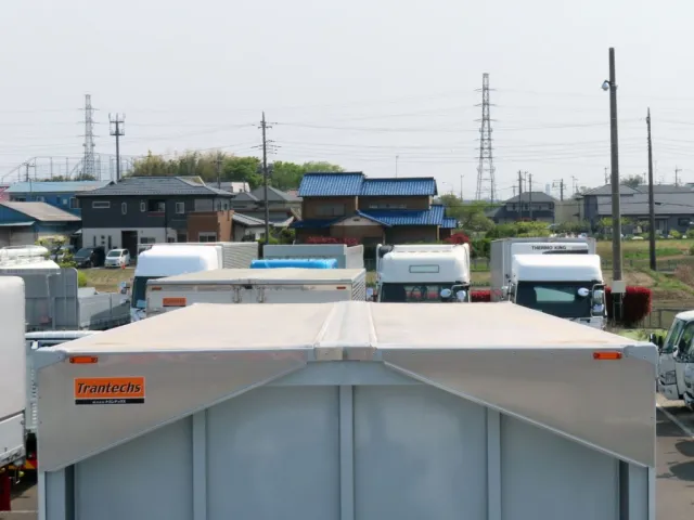 三菱 ファイター 2KG-FK65F(2WD)の写真21