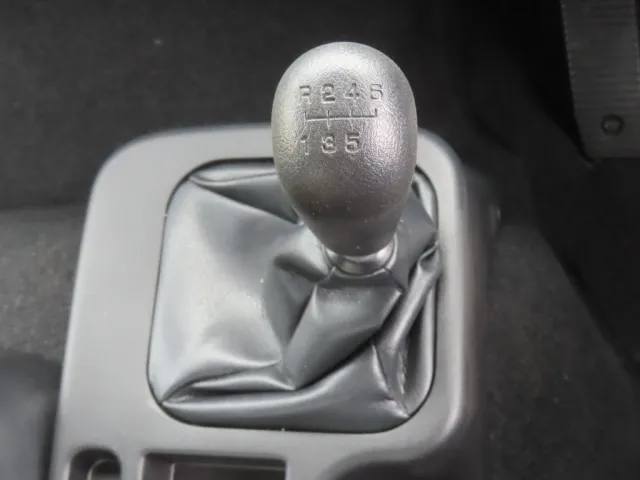 三菱 ファイター 2KG-FK65F(2WD)の写真16