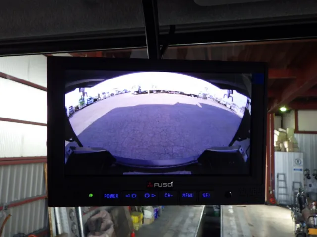 液晶バックモニター付きです。|三菱 スーパーグレート 2PG-FV80VYの写真23