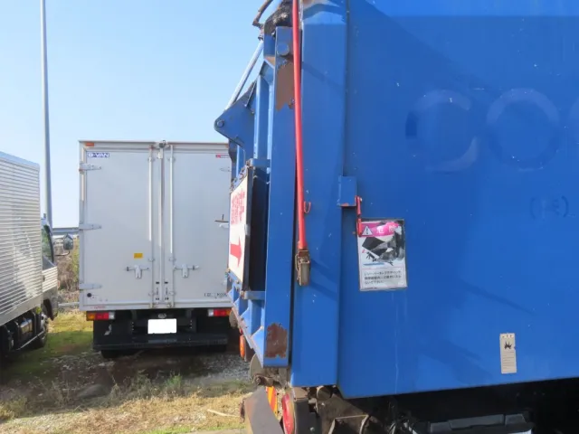 ゲート側面にサビがあります。|いすゞ フォワード QKG-FVR34U2改の写真37